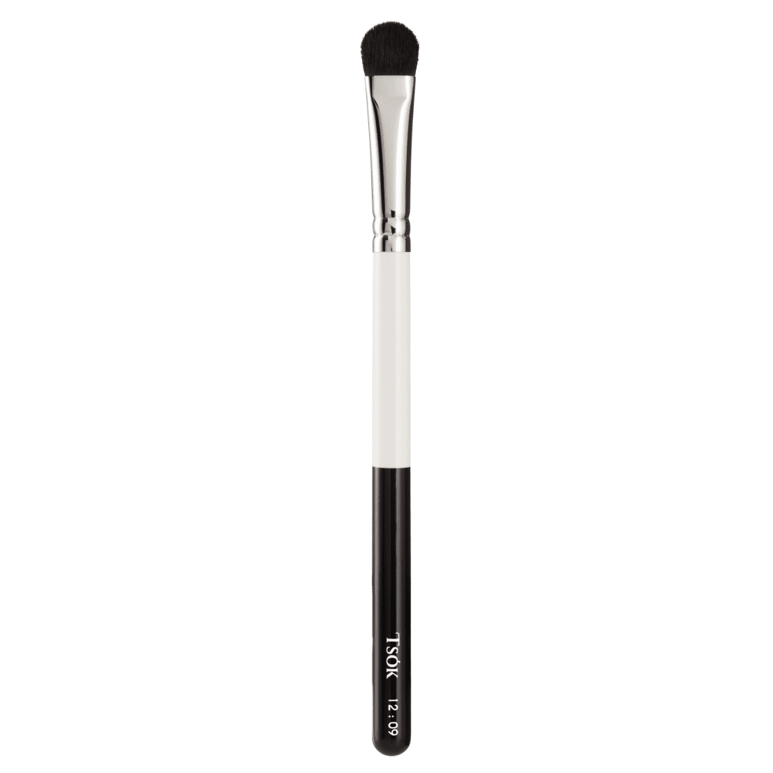 smoky eyeshadow makeup brush